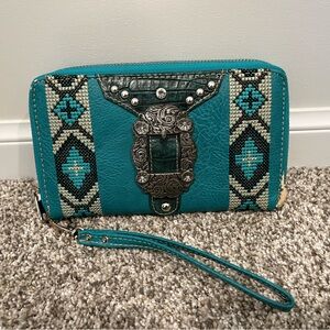 Montana West Turquoise and Black Wristlet